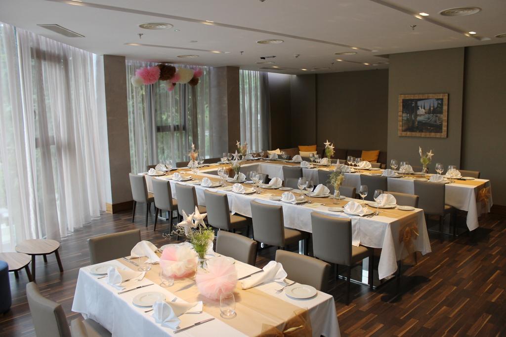 Hotel Santa Eulalia Puertollano Buitenkant foto